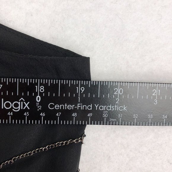 Line & Dot Women's Size Medium Black Chain Detail Sleeveless Crepe Blouse - Picture 5 of 11